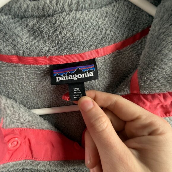 Patagonia Fleece Jacket Girls Youth Size 2XL 16-18 Gray Pink Fuzzy Soft Snap - Picture 8 of 16